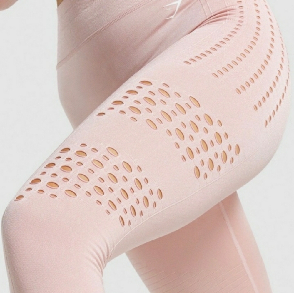 NWOT Gymshark Glow Light Pink Set - Picture 5 of 14